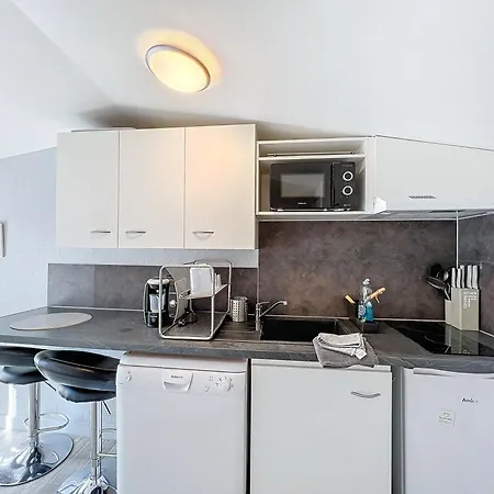 Apartment Les Bords Du Clain - Entree Autonome